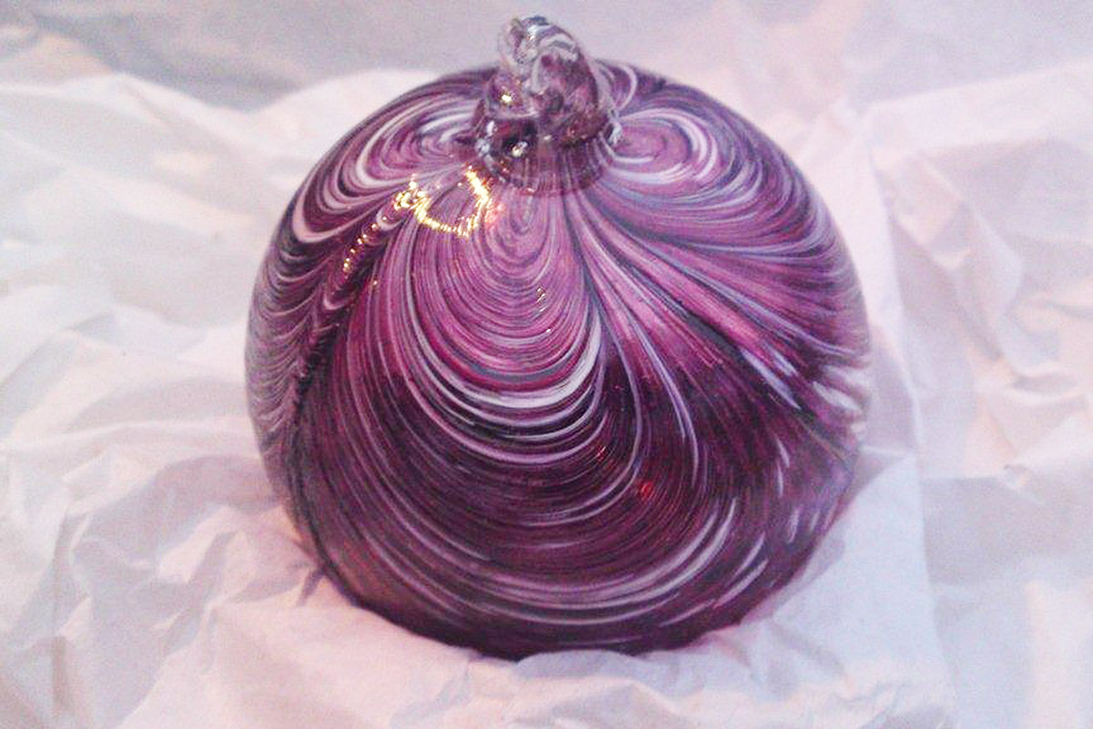 christmas glassblowing glass bauble